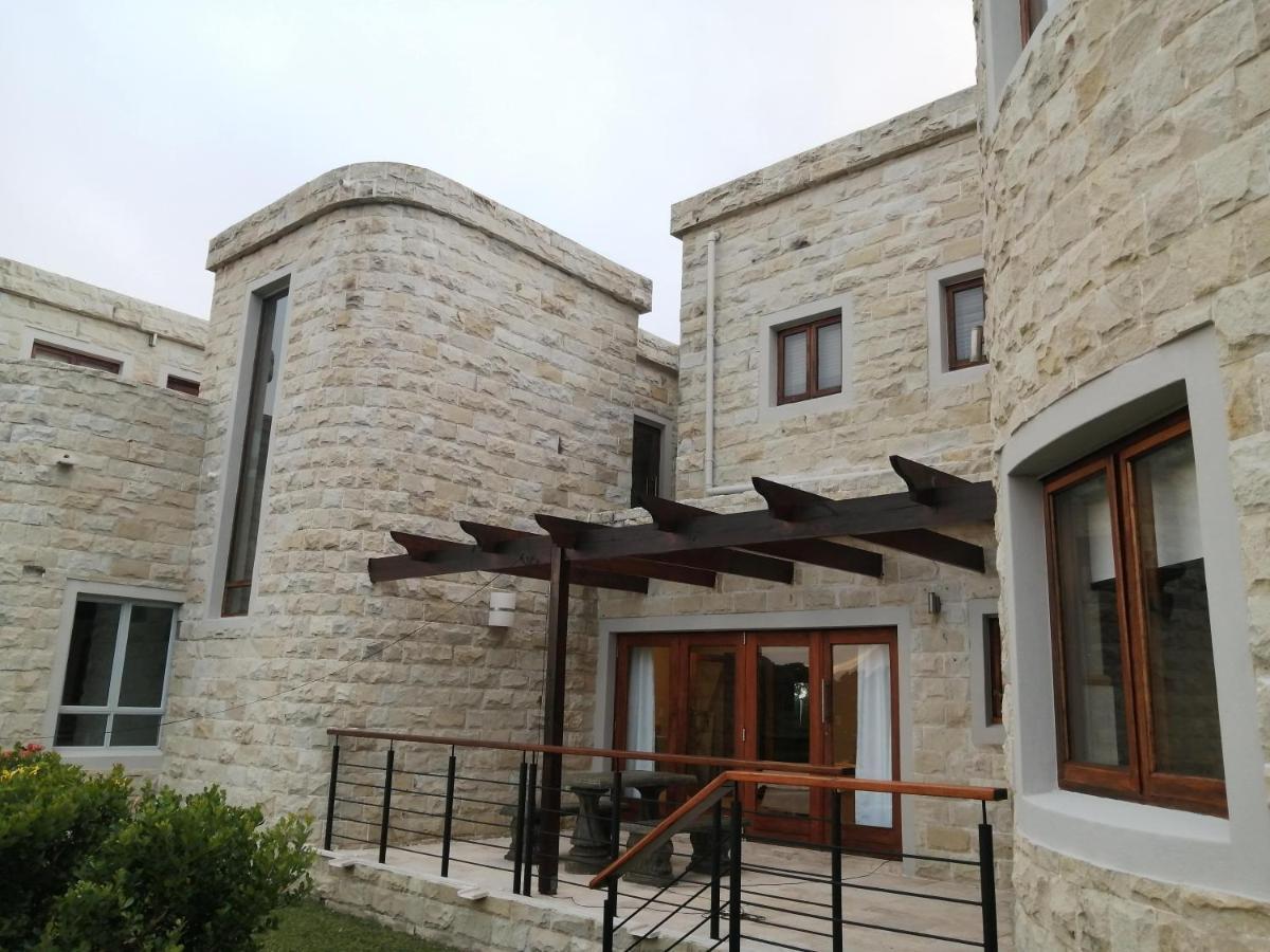 فندق Castle On The Heads كنيسنا المظهر الخارجي الصورة